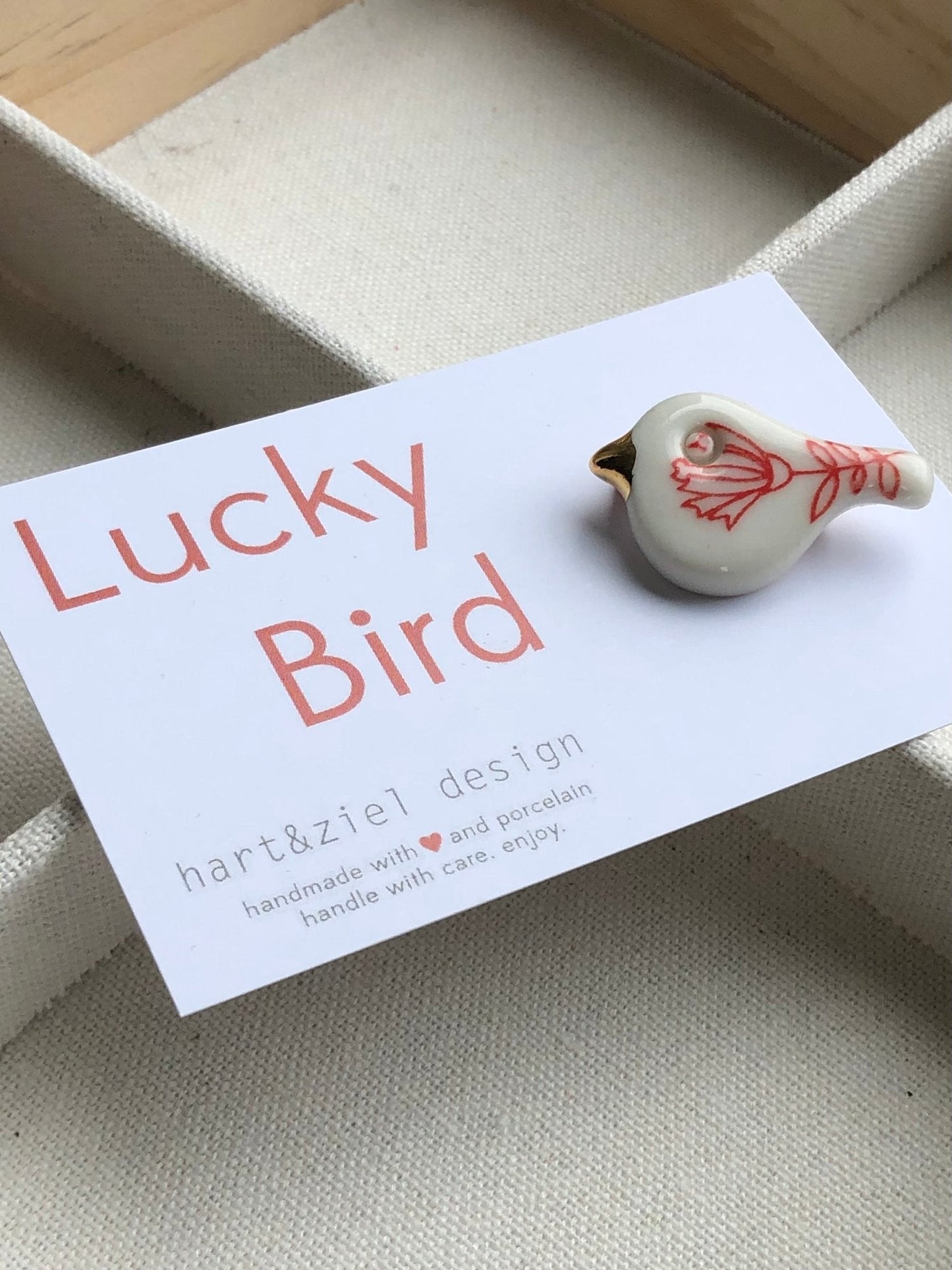 Lucky Bird - Robin red 02 - hart&ziel design