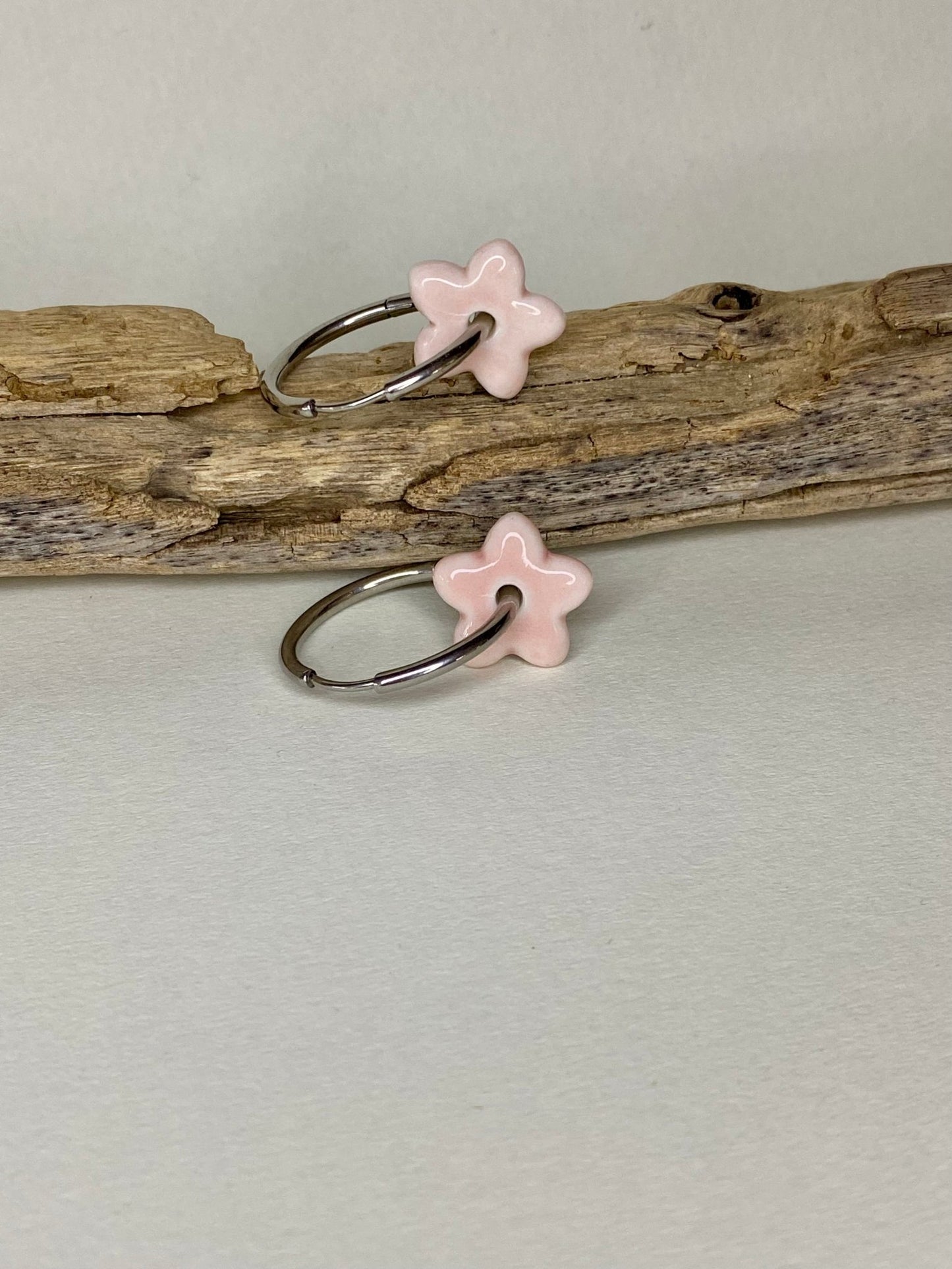 Oorringen Lou Lou zilver - roze - hart&ziel design