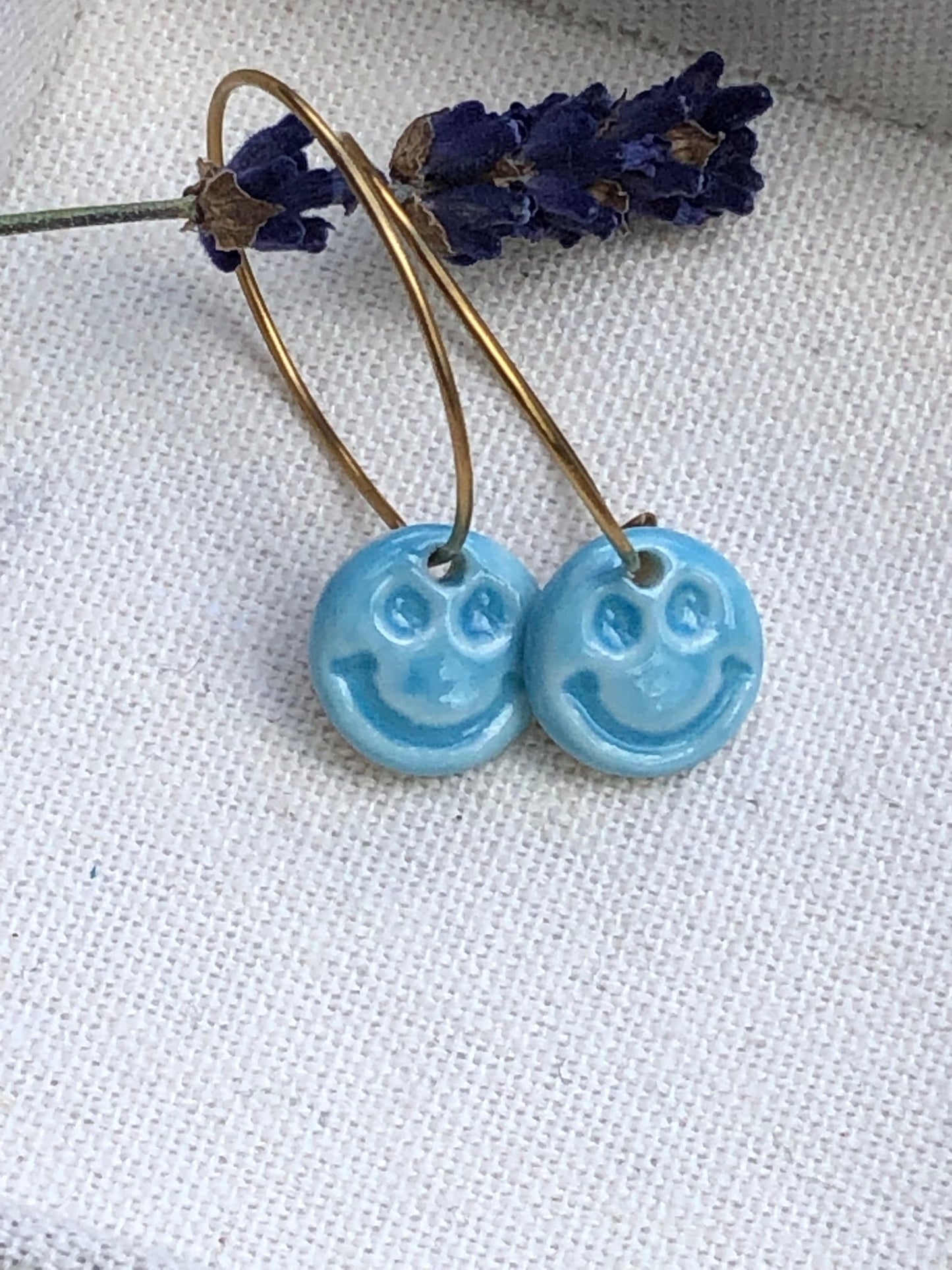 Oorringen Smiley - felblauw - hart&ziel design