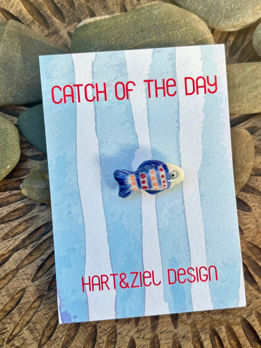 Catch of the Day broche nr 10