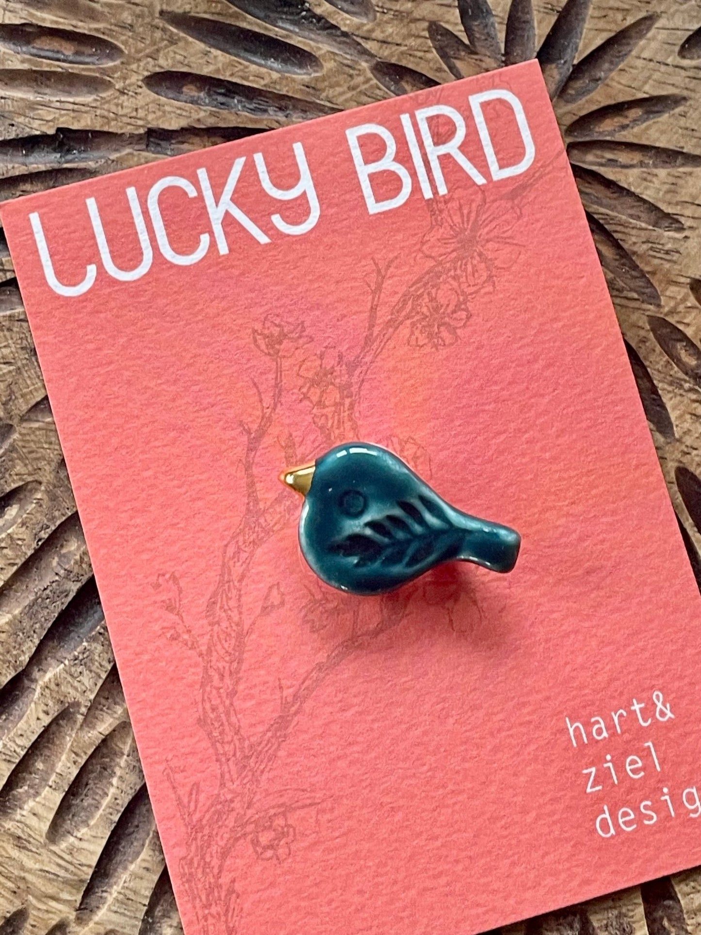 Lucky Bird - Mister Petrol - hart&ziel design