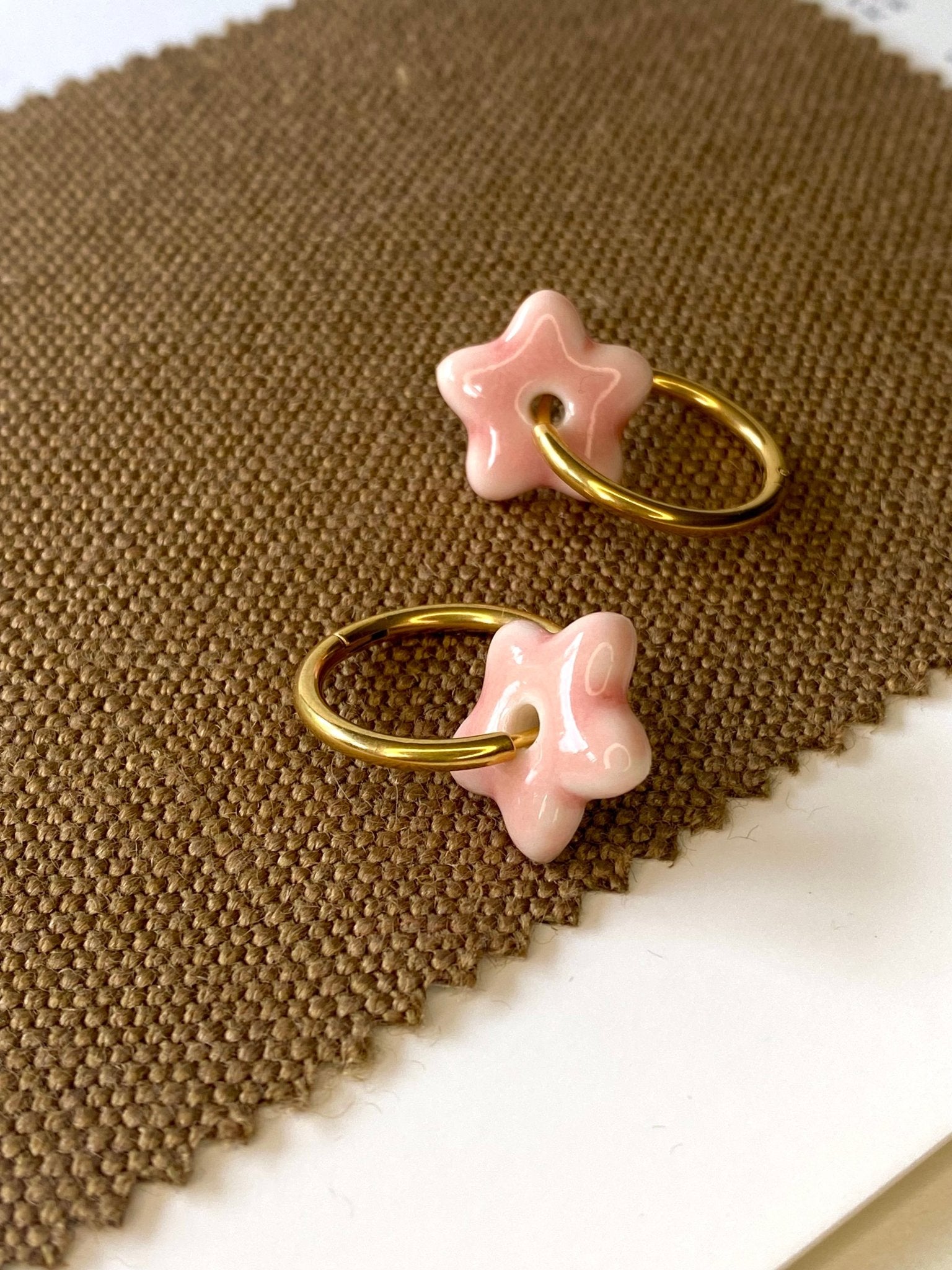 Oorringen Lou Lou - roze - hart&ziel design