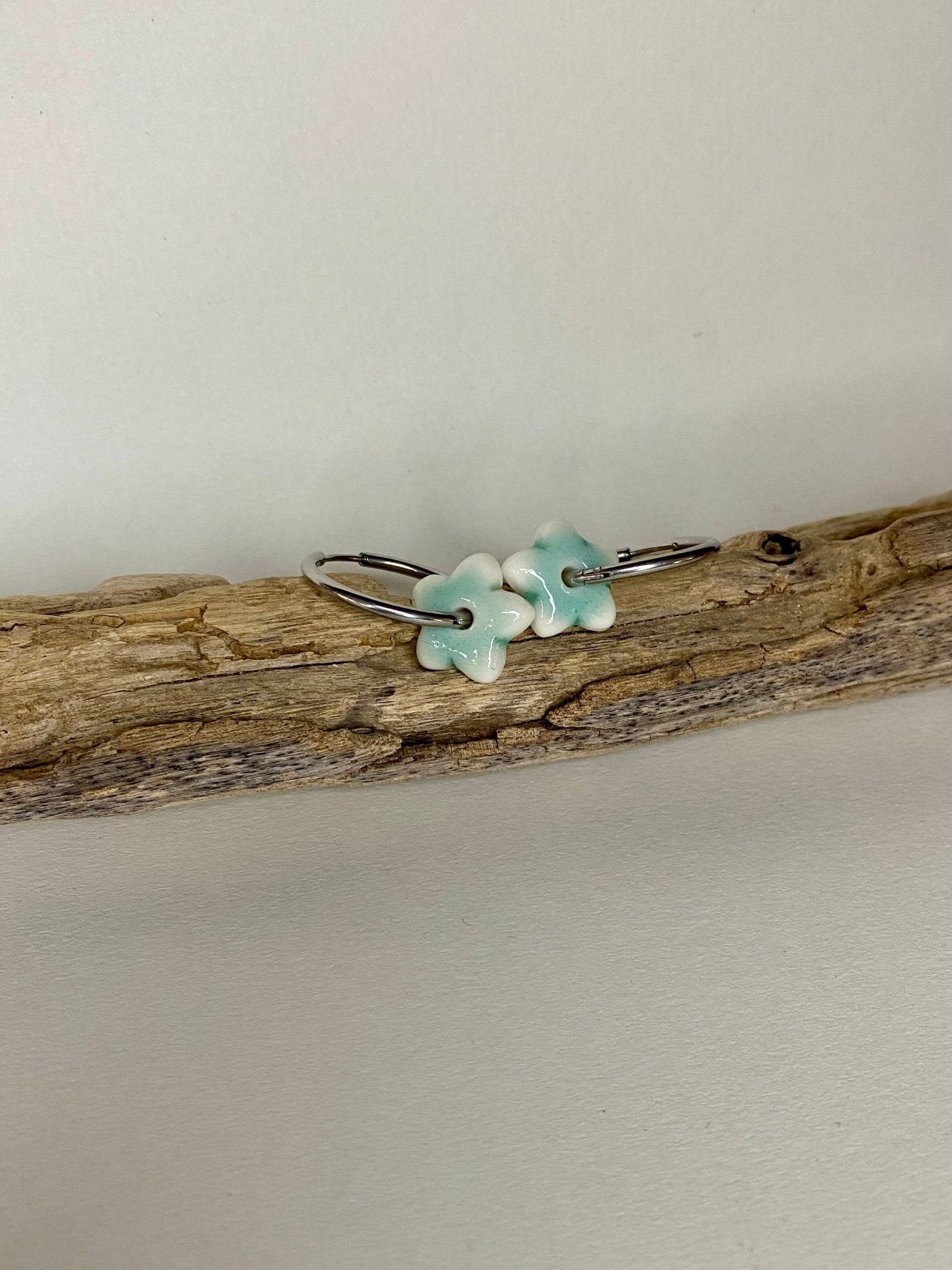 Oorringen Lou Lou zilver - icy mint - hart&ziel design