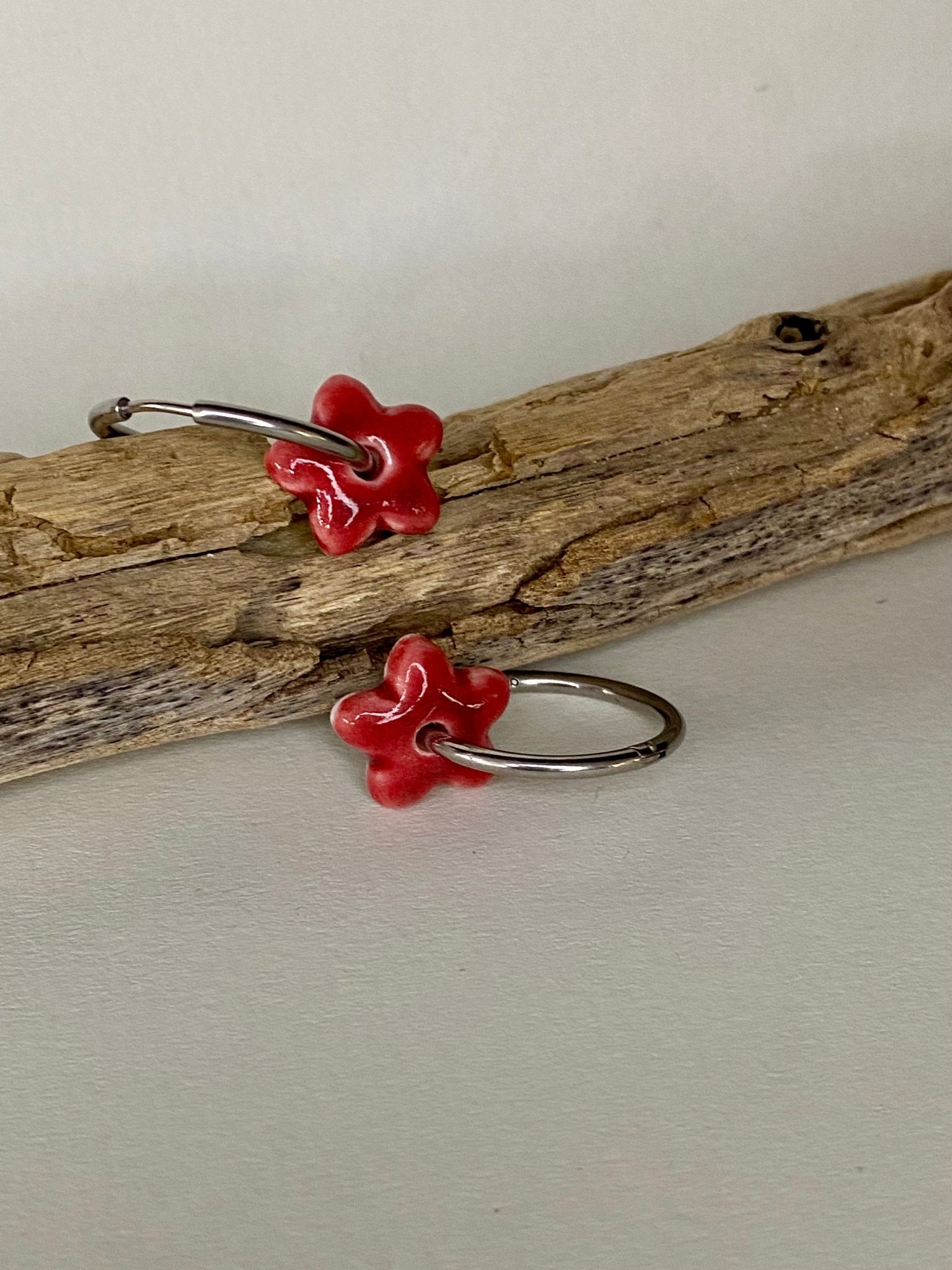 Oorringen Lou Lou zilver - rood - hart&ziel design