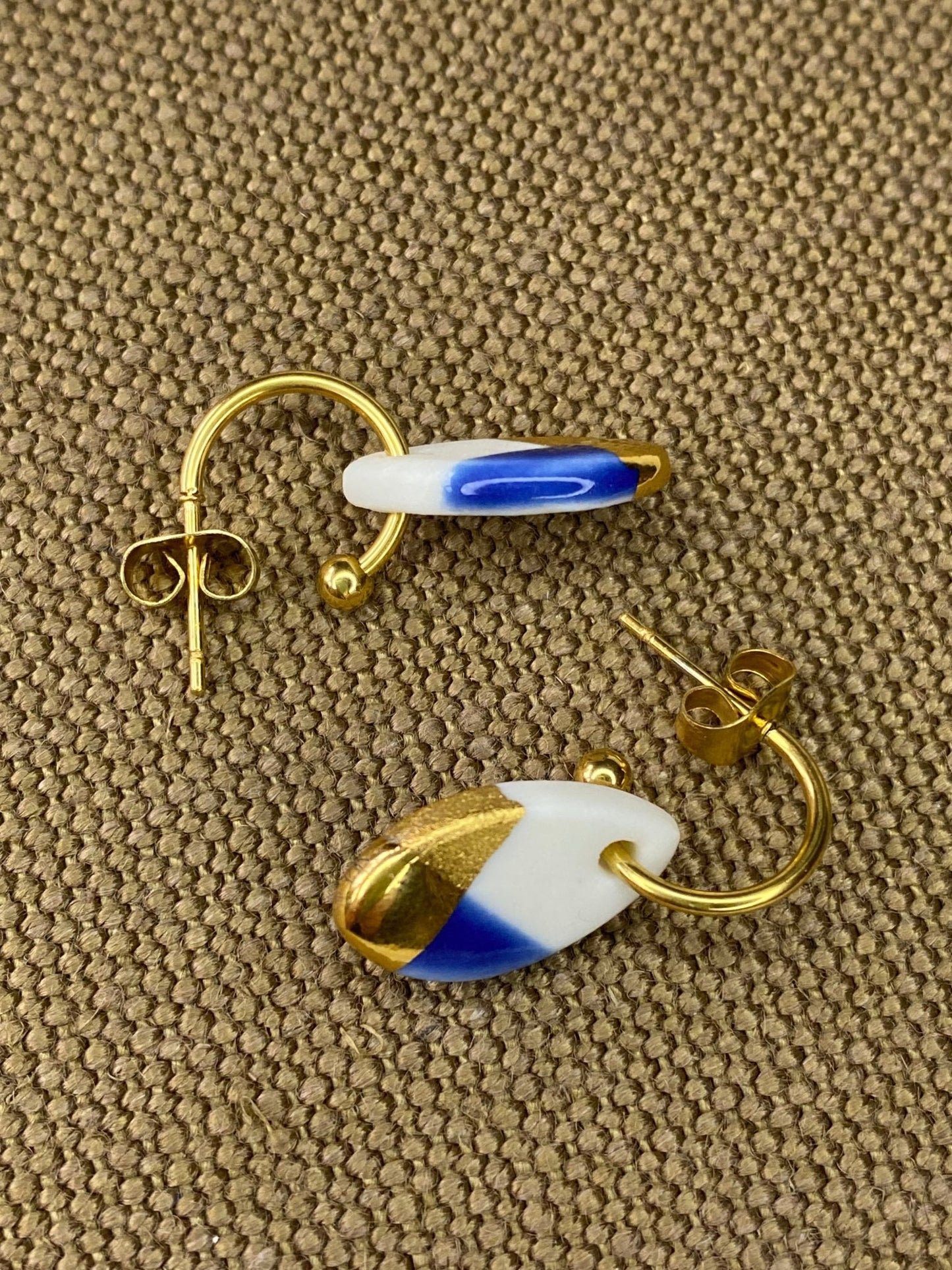 Oorsteker Fonkel blauw/goud - hart&ziel design