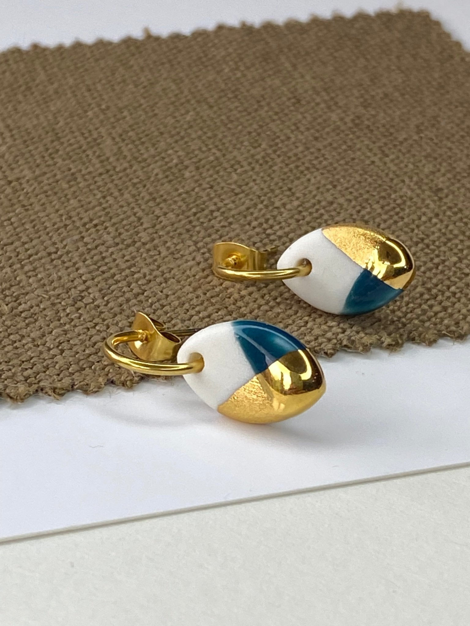 Oorsteker Fonkel petrol/goud - hart&ziel design