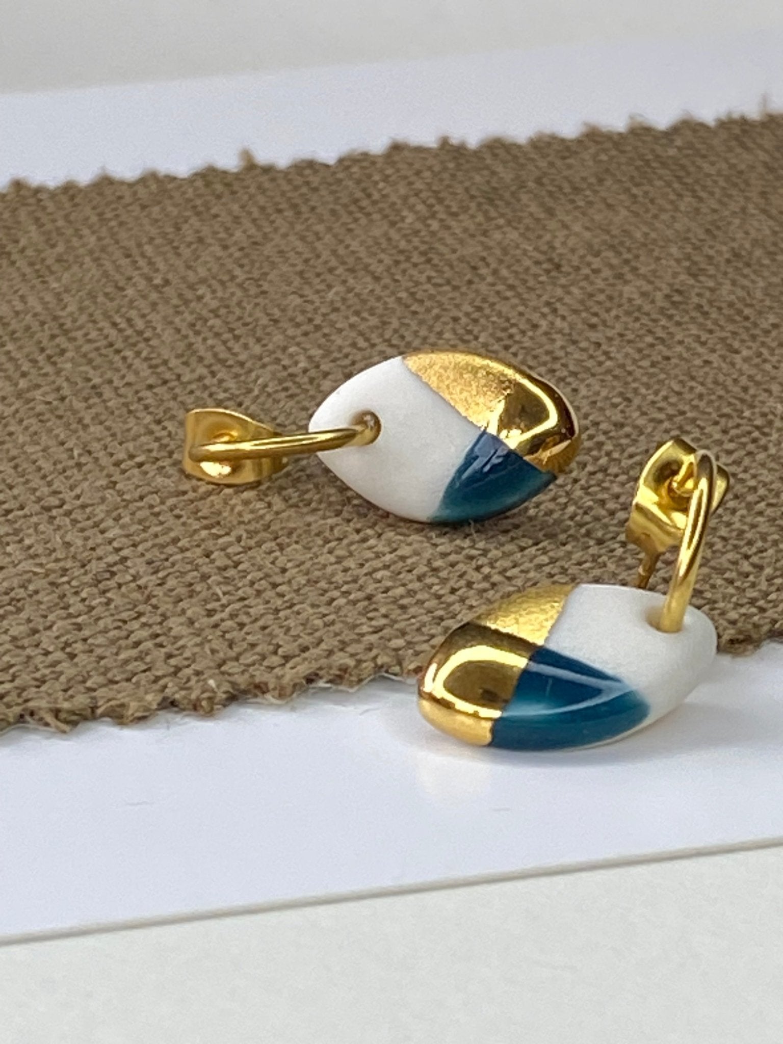 Oorsteker Fonkel petrol/goud - hart&ziel design