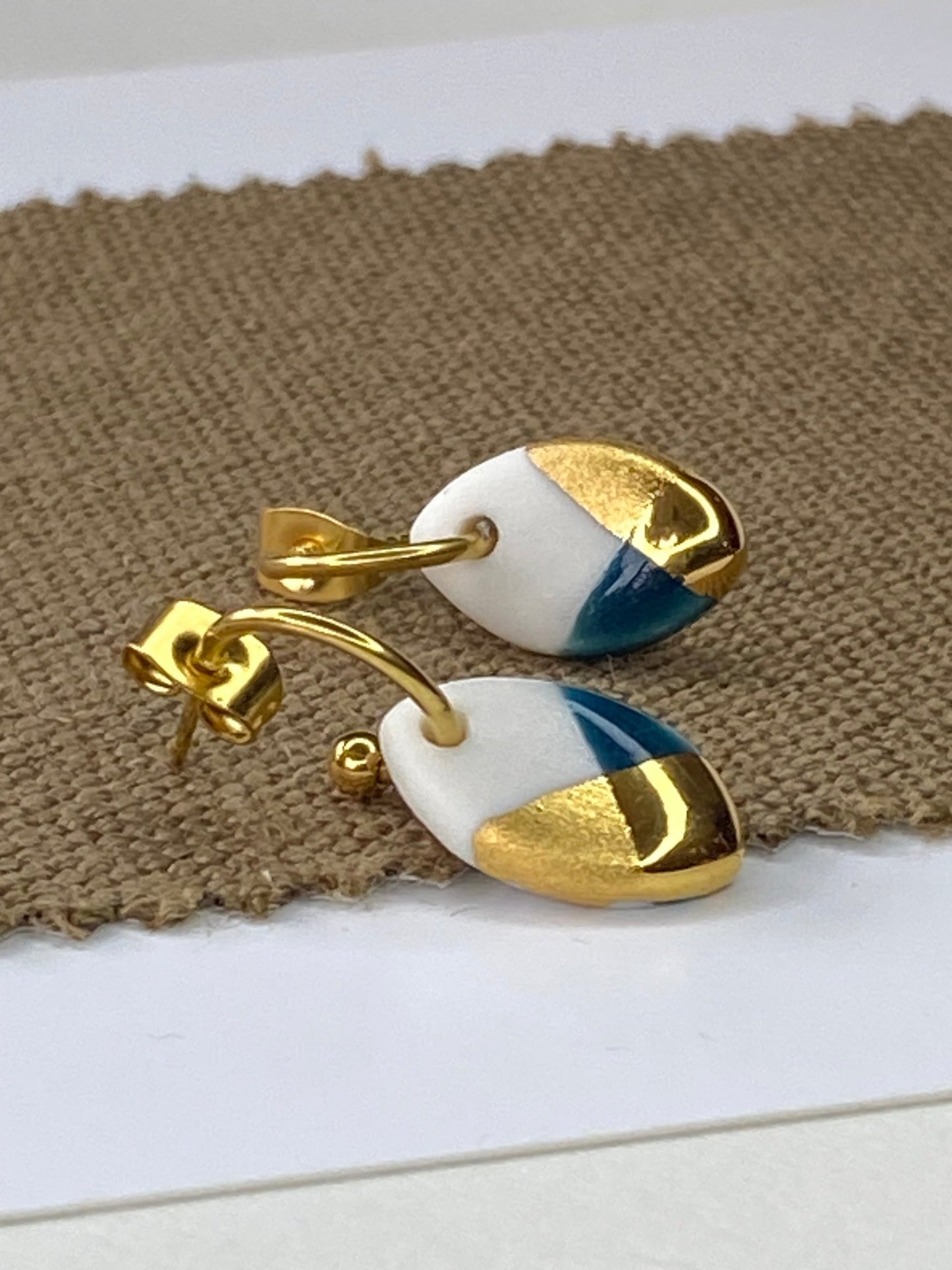 Oorsteker Fonkel petrol/goud - hart&ziel design