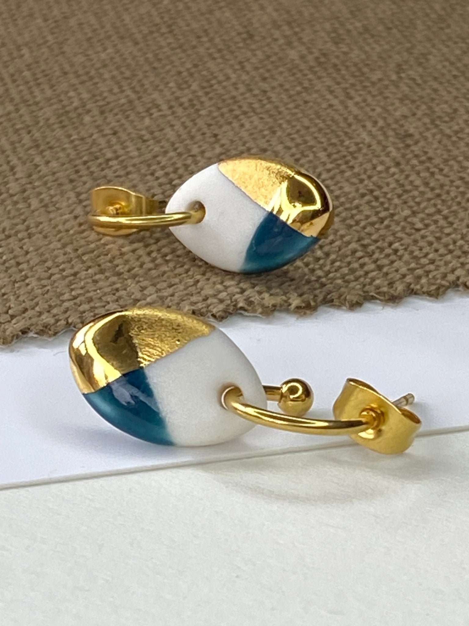 Oorsteker Fonkel petrol/goud - hart&ziel design