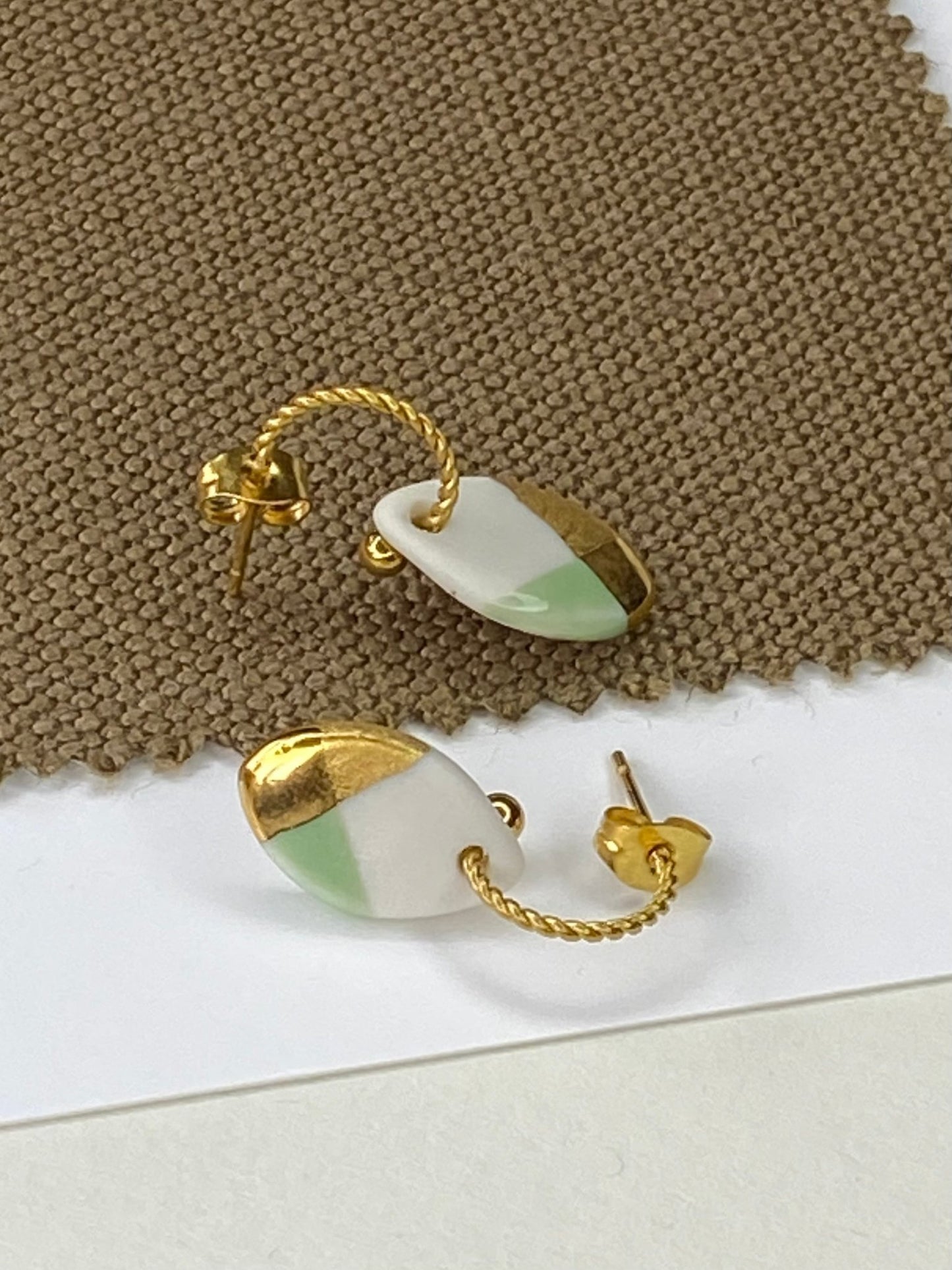 Oorsteker gedraaid Fonkel mint/goud - hart&ziel design