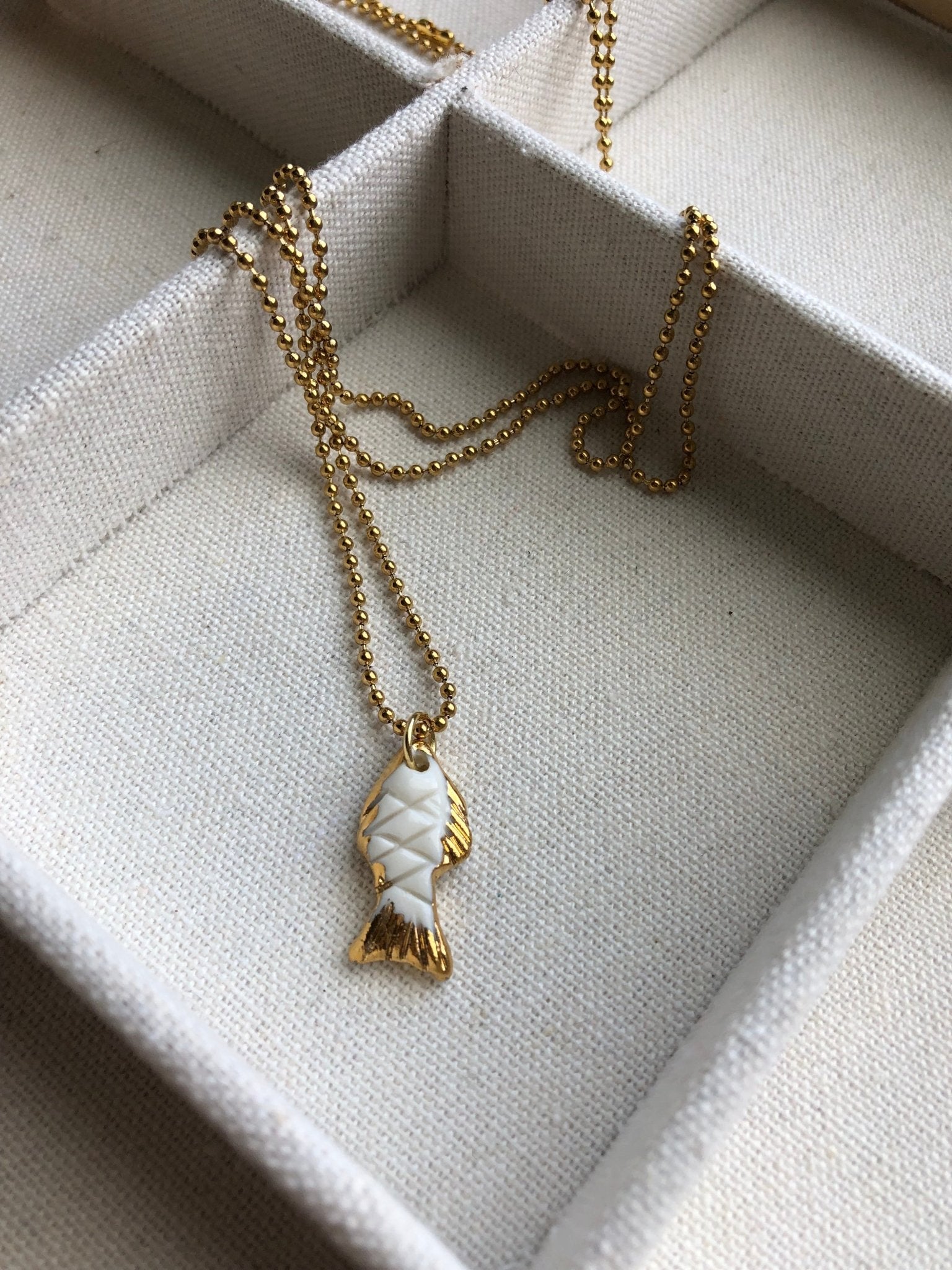 Visje 01 - lange ketting - hart&ziel design